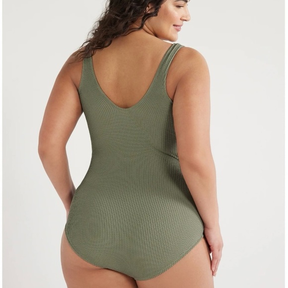 Brand New Time and Tru One Piece Swimsuit Size 1X - Picture 2 of 4